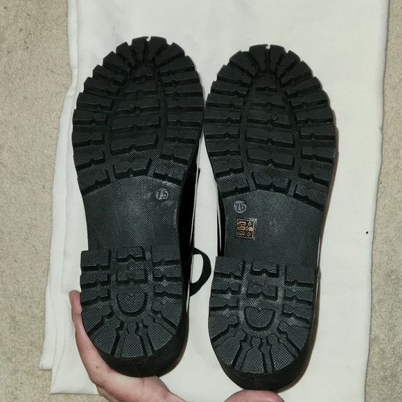 NWOT BLACK PATENT CHUNKY HEELS TIE SHOES - Picture 7 of 9